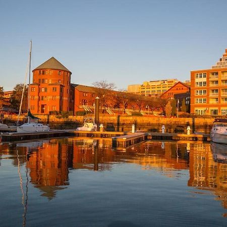 Hotel Sea Pearl Boston Yacht Esterno foto